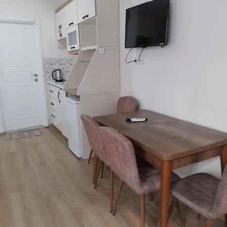 Newaz Hotel