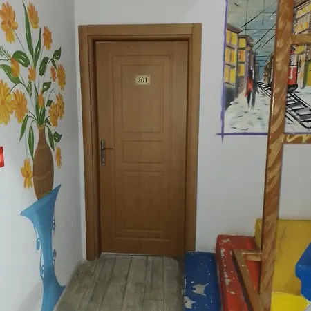 Newaz Отель *
